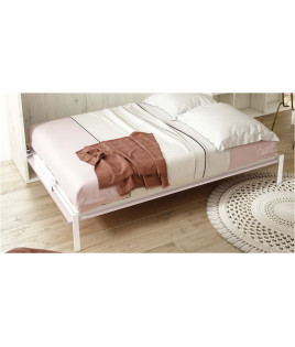 Dormitorio juvenil formado por cama abatible de matrimonio con armario superior y armario rincó