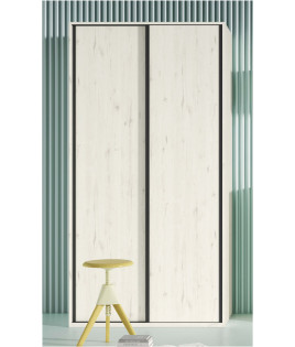 Dormitorio juvenil formado por cama abatible y armario puertas correderas