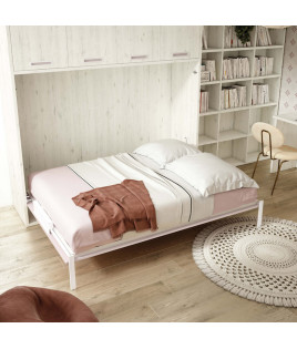 Dormitorio juvenil formado por cama abatible con armario superior, librería y escritorio